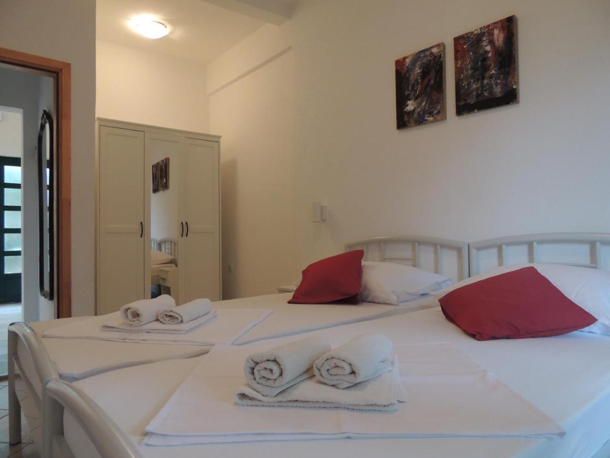 Apartments Suljic - Cash Only Property ستاري غراد المظهر الخارجي الصورة