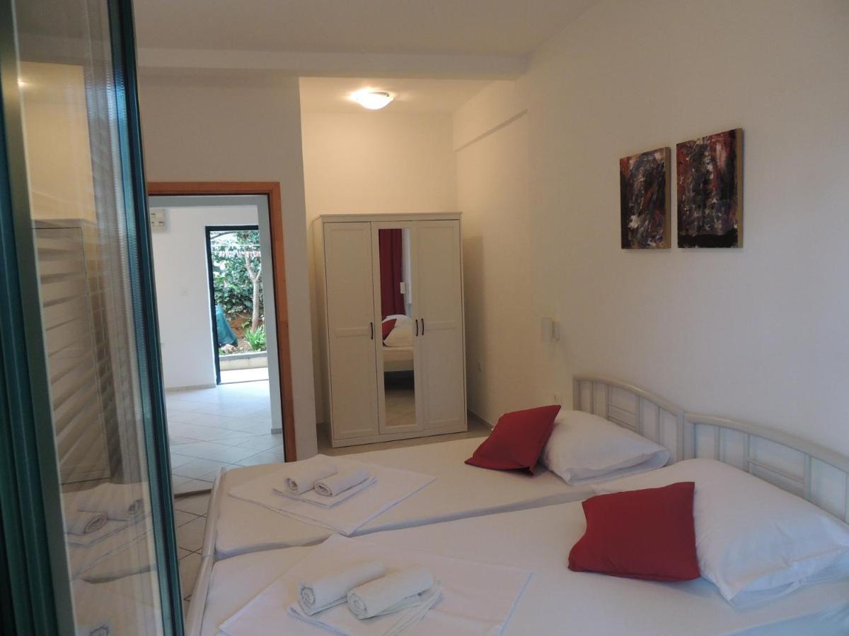 Apartments Suljic - Cash Only Property ستاري غراد المظهر الخارجي الصورة